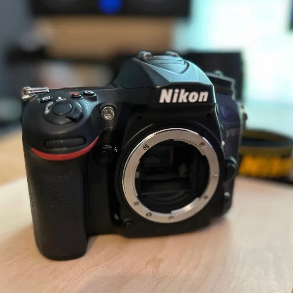 Nikon D7200 24.2MP Digital SLR Camera + 18-140 Bundle kit! YouTube Wi-Fi video